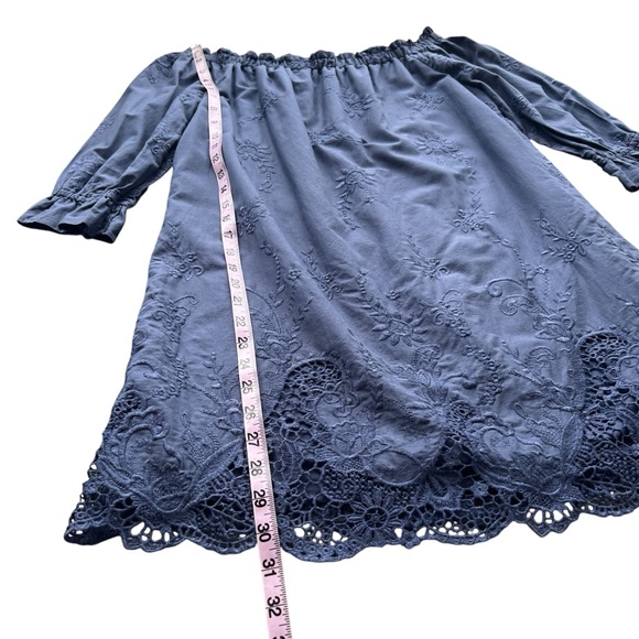 Abercrombie & Fitch | Embroidered Lace Dress - Picture 9 of 11